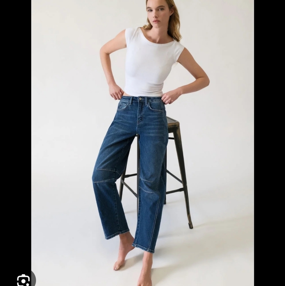Flying monkey barrell jeans. womens 29 EUC - like new